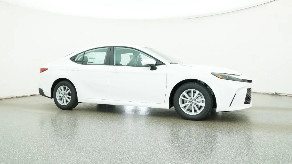 New 2026 Ice Cap Toyota LE image 27
