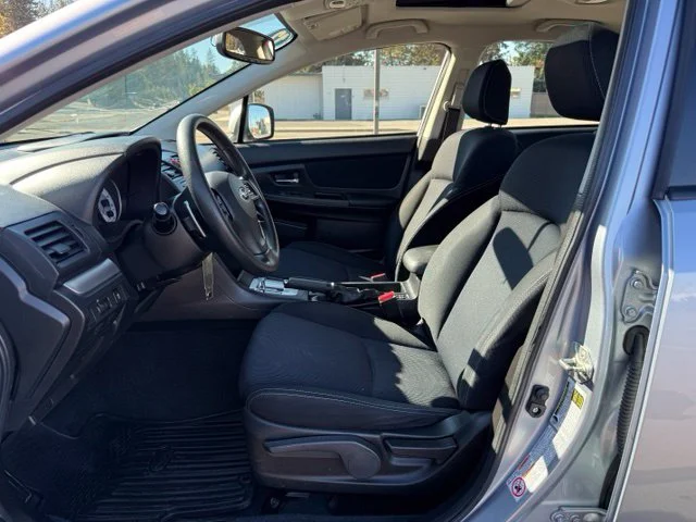 Used 2012  Subaru 2.0i Sport Premium image 2