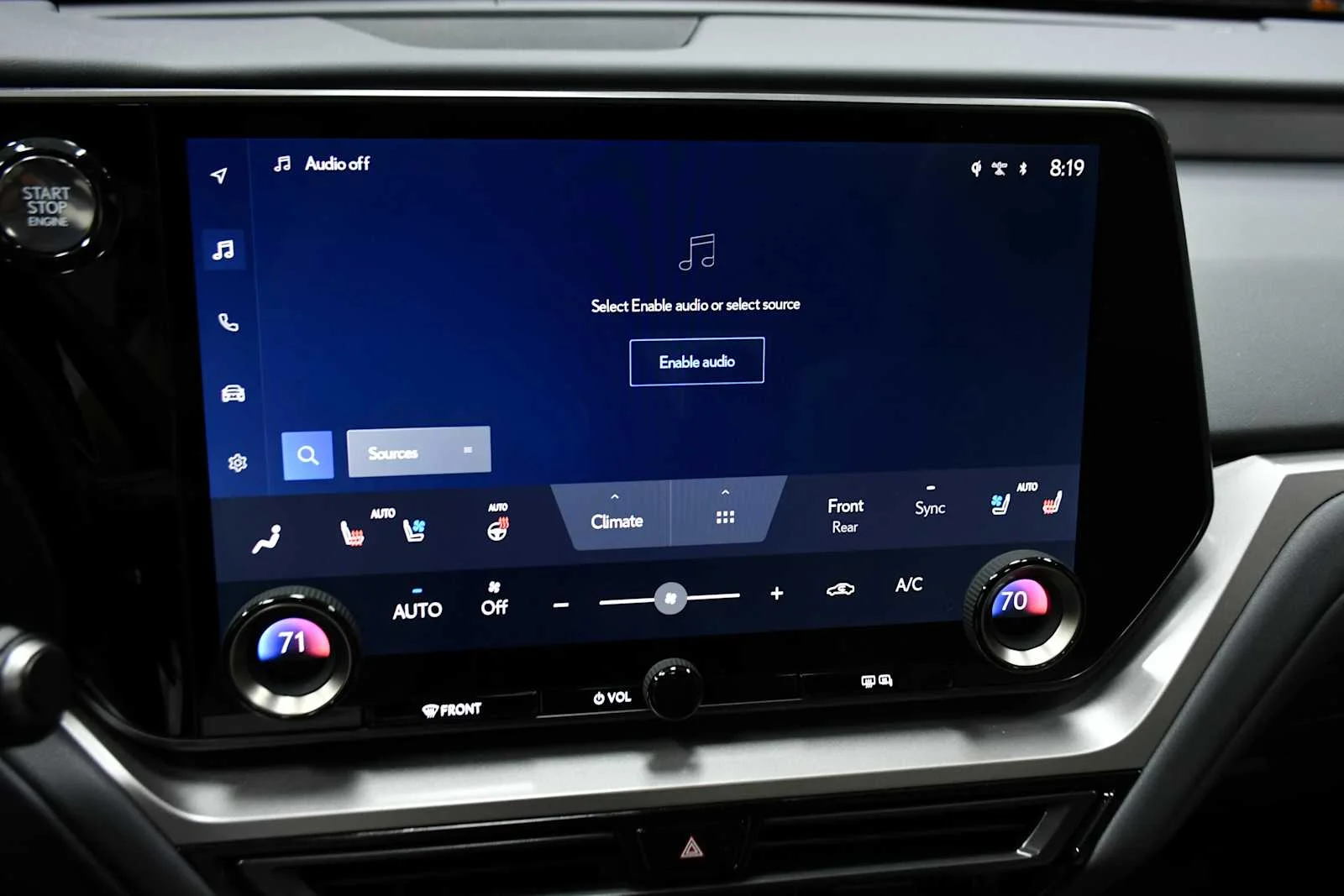 Used 2025 Wind Chill Pearl Lexus Premium image 19