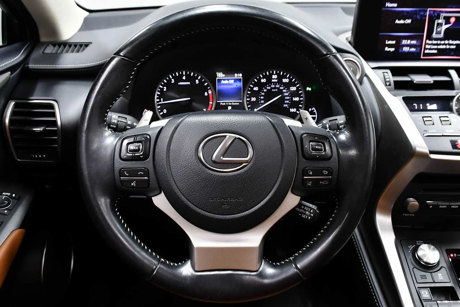 Certified Used 2021 MATADOR RED MICA Lexus  image 19