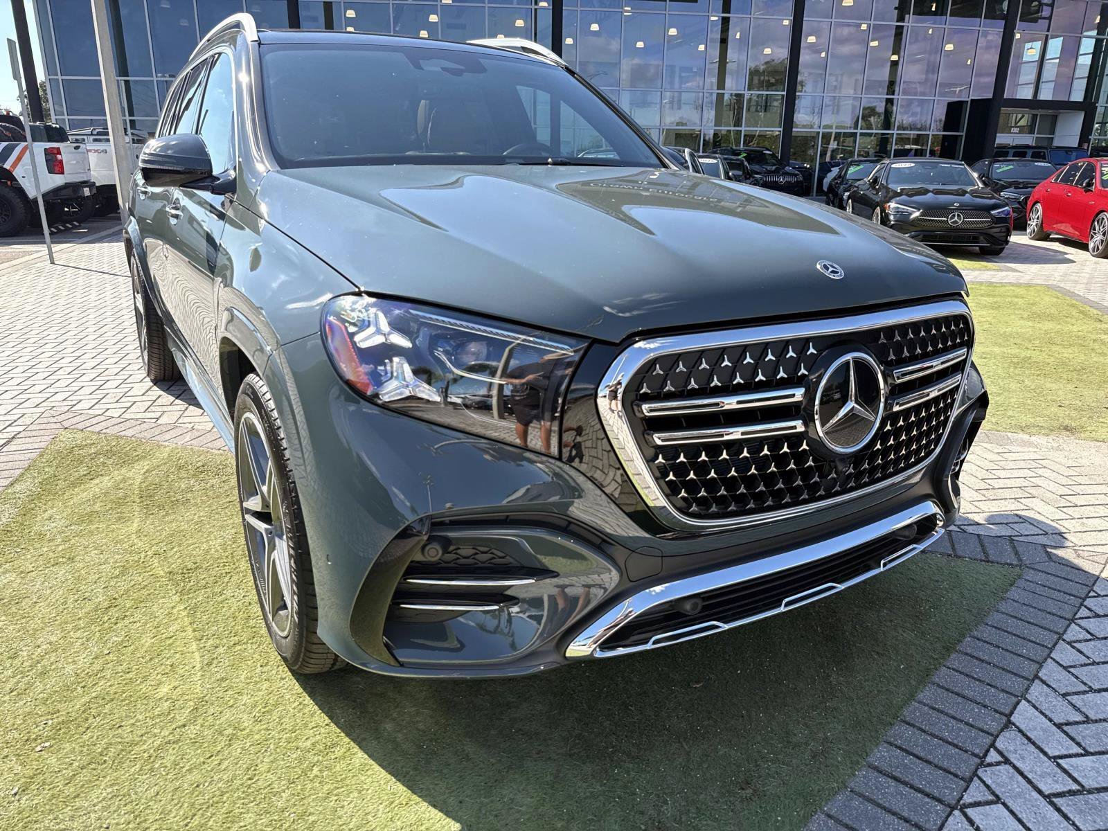 New 2027  Mercedes-Benz 450 4MATIC® SUV image 8