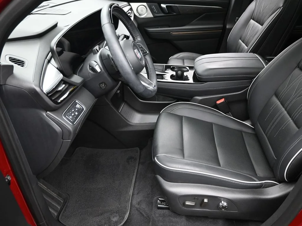 Certified Used 2025 Red Buick Avenir image 19