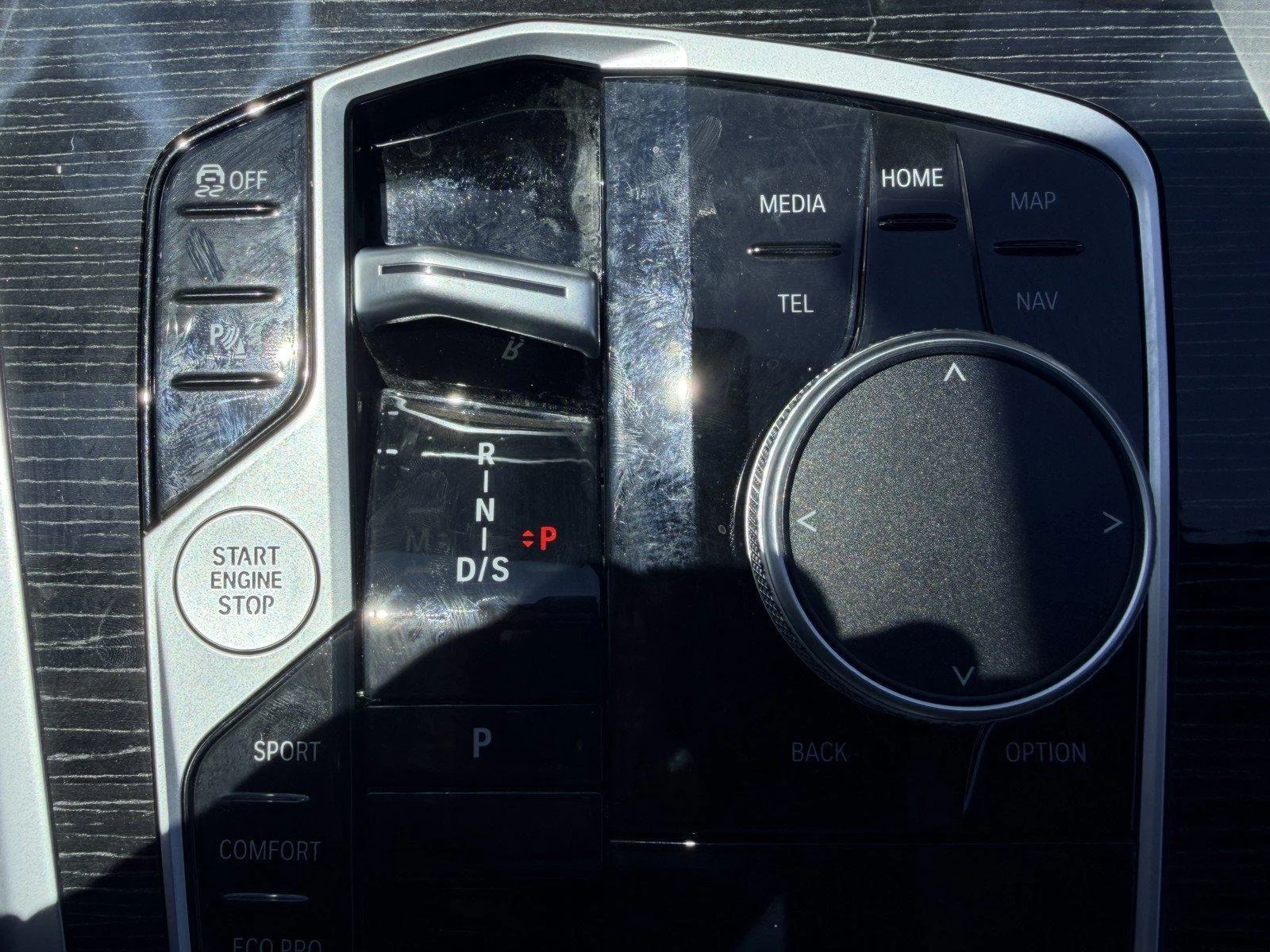 Used 2025  BMW xDrive40i image 29