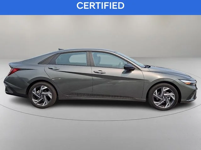 Used 2025 Gray Hyundai SEL Sport image 12