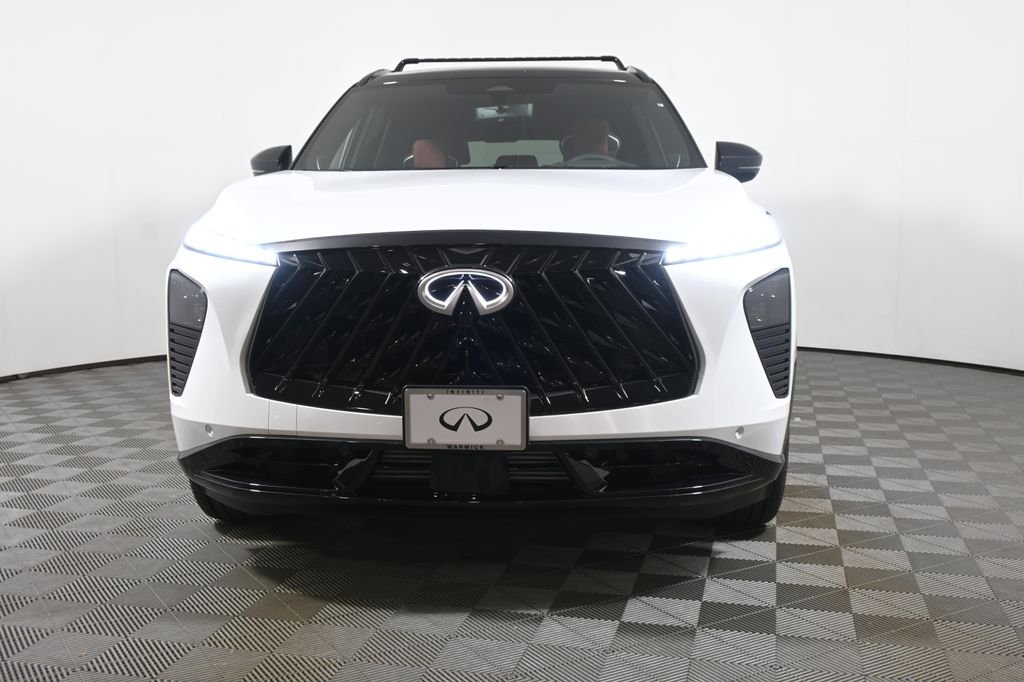 New 2027 2T RAD WHT INFINITI Autograph AWD image 10
