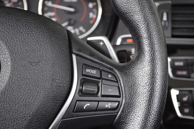 Used 2016 Silver BMW xDrive image 37