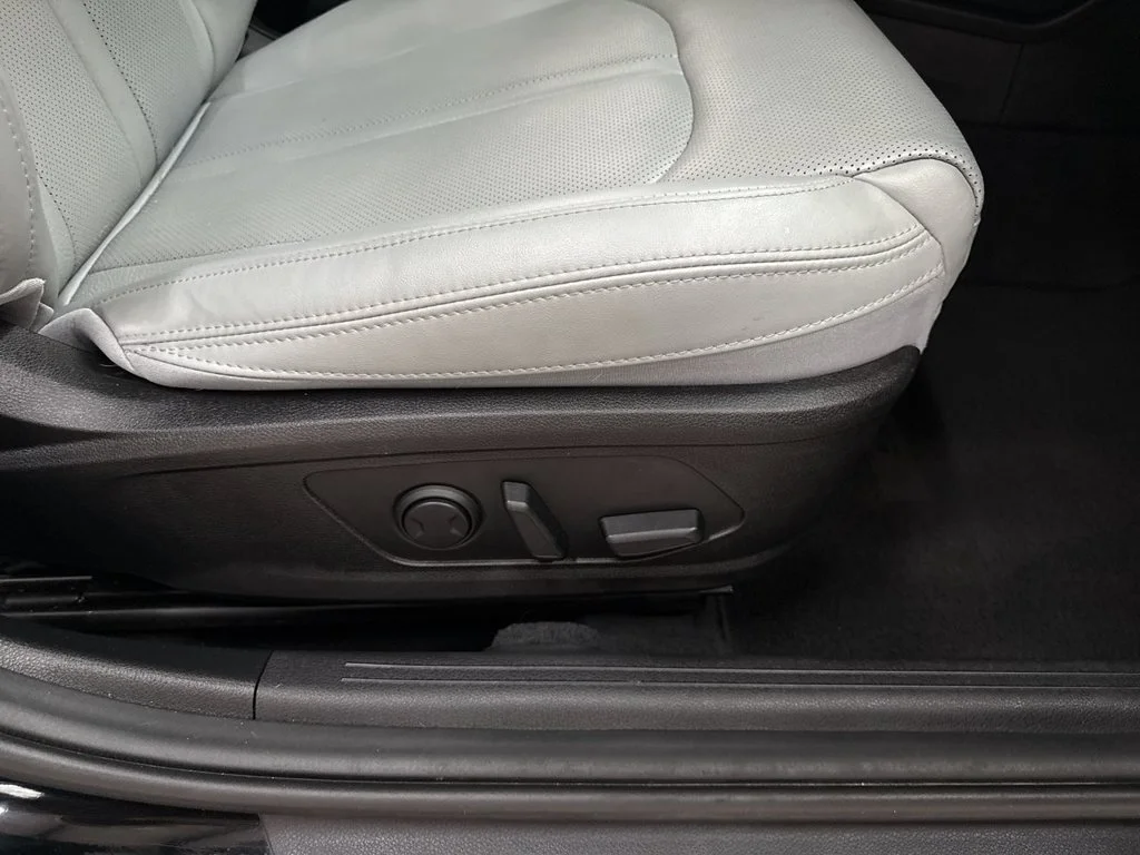 Used 2024 Ebony Black Kia EX image 19