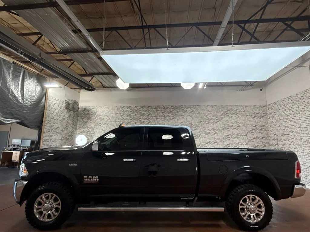 Used 2017 Brilliant Black Crystal Pearlcoat Ram Laramie image 4
