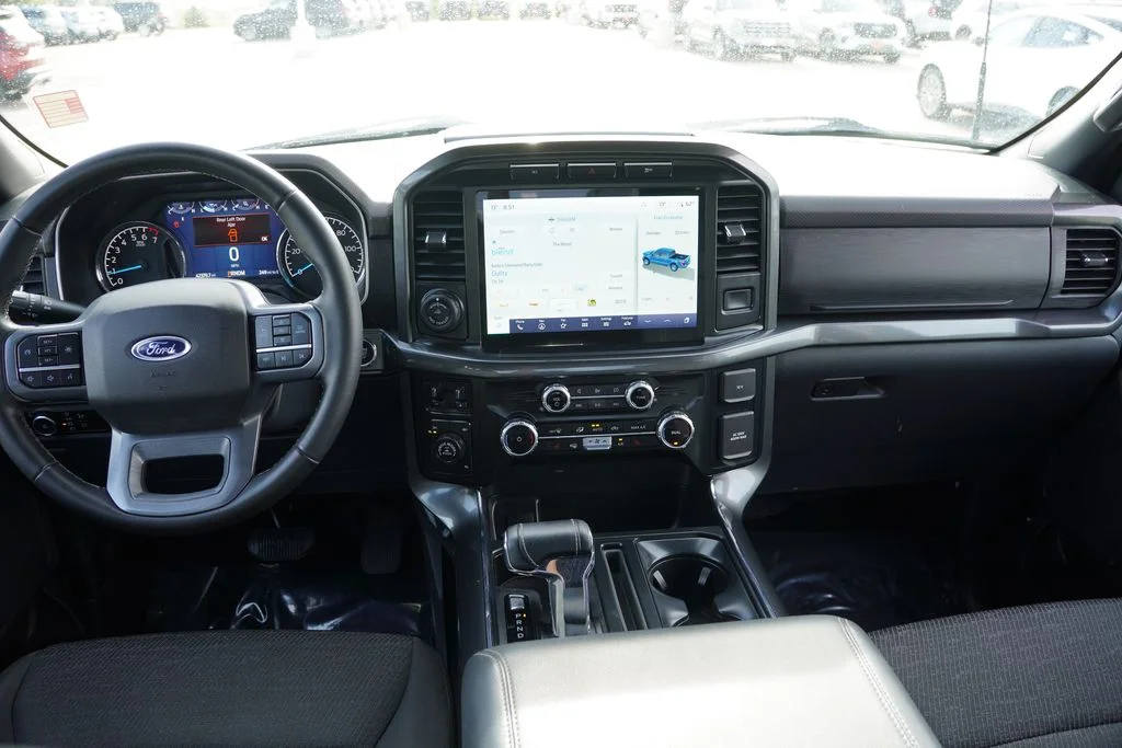 Used 2023 Black Ford XLT image 19