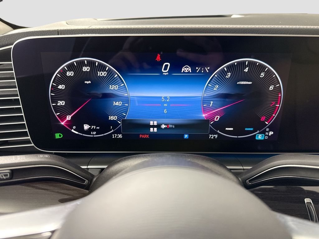 New 2026 MANUFAKTUR Ireland Mid Green Metallic Mercedes-Benz GLS 450 image 33