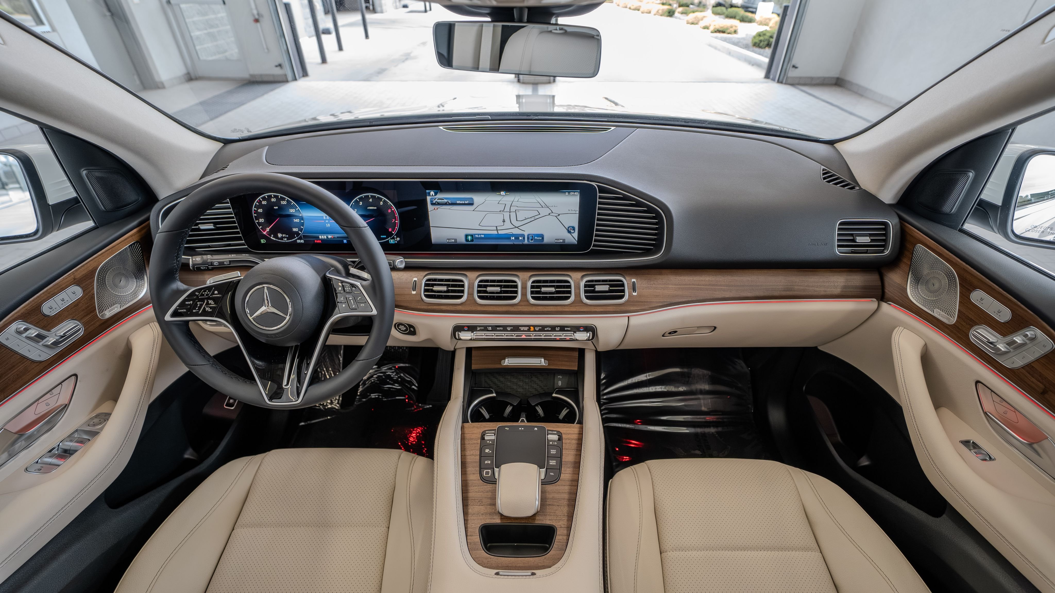 New 2026 Polar White Mercedes-Benz GLE 450 image 8