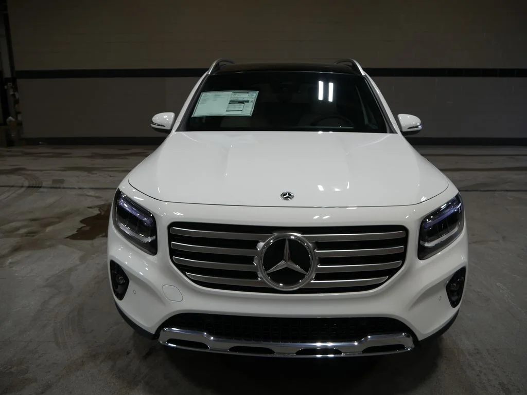 Certified Used 2026 Polar White Mercedes-Benz GLB 250 image 8