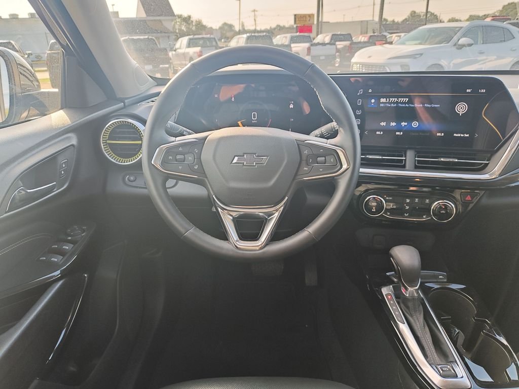 Used 2025 Black Chevrolet ACTIV image 16