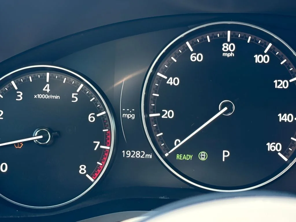 Used 2024 Silver Mazda 3.3 Turbo Preferred Plus image 17