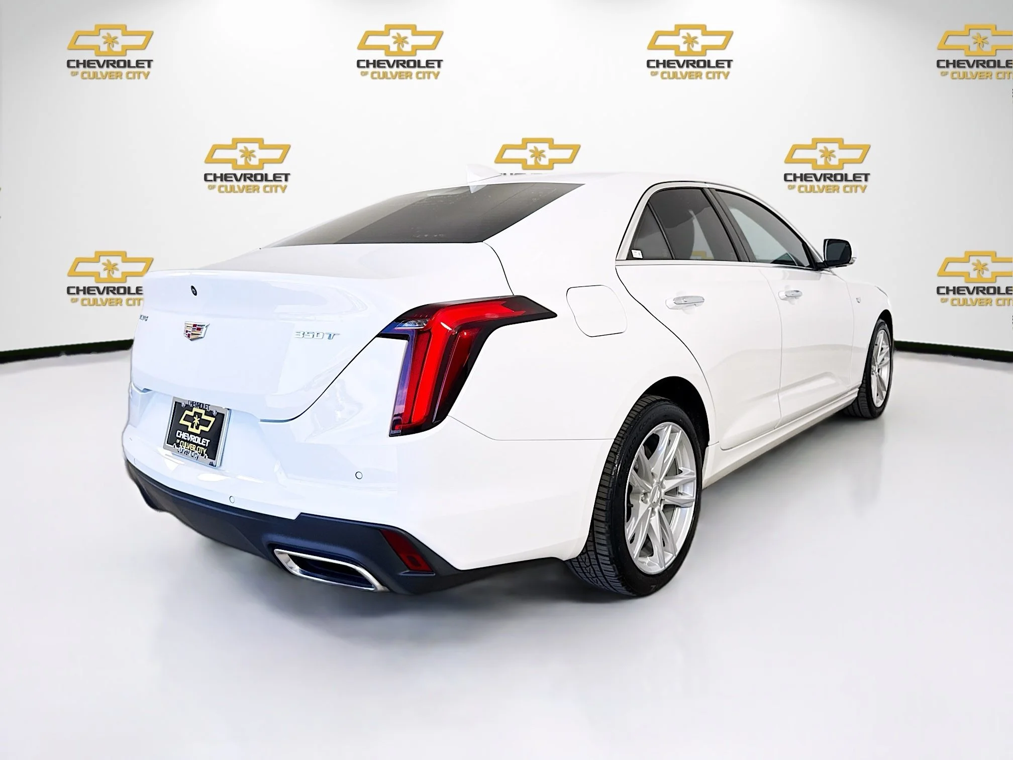Used 2023 Summit White Cadillac Luxury image 8