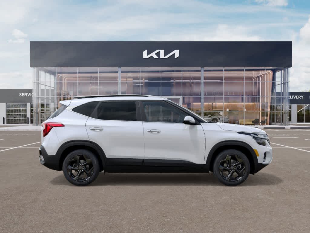 2026 Kia Seltos EX - Photo 7