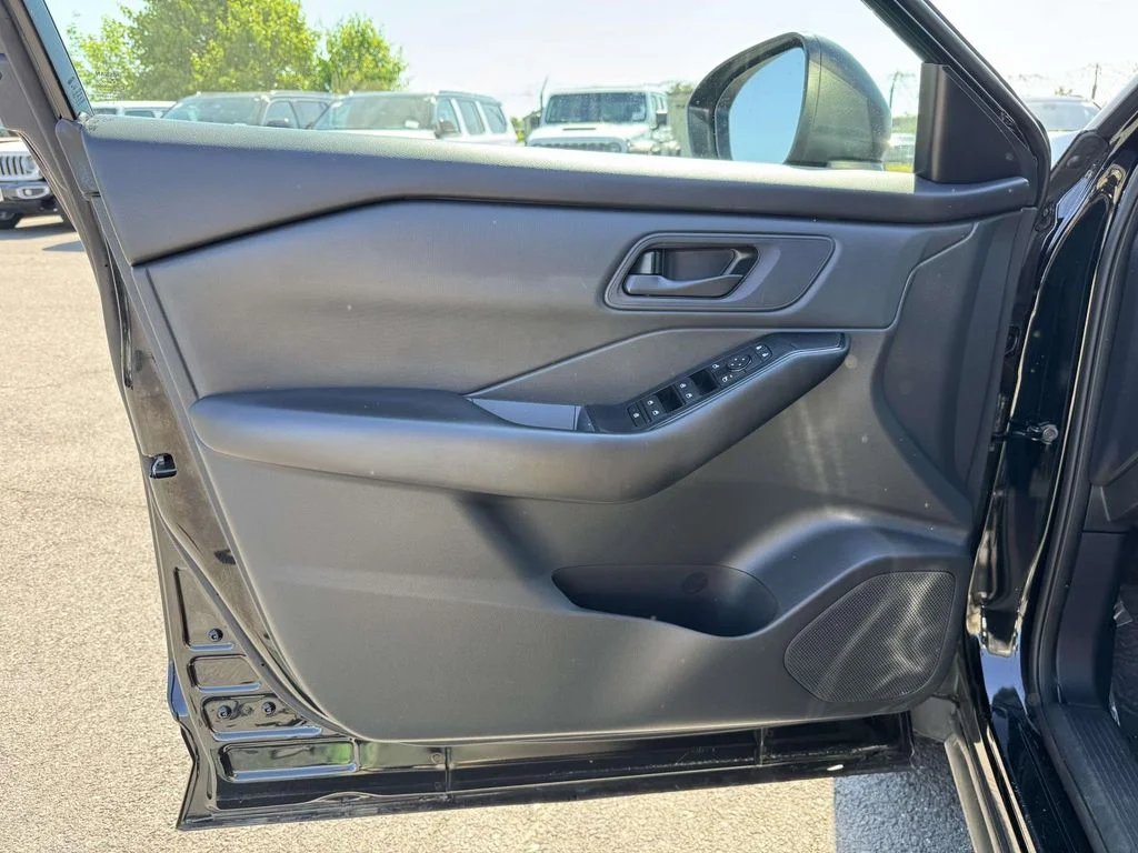 Used 2024 Black Nissan S image 26