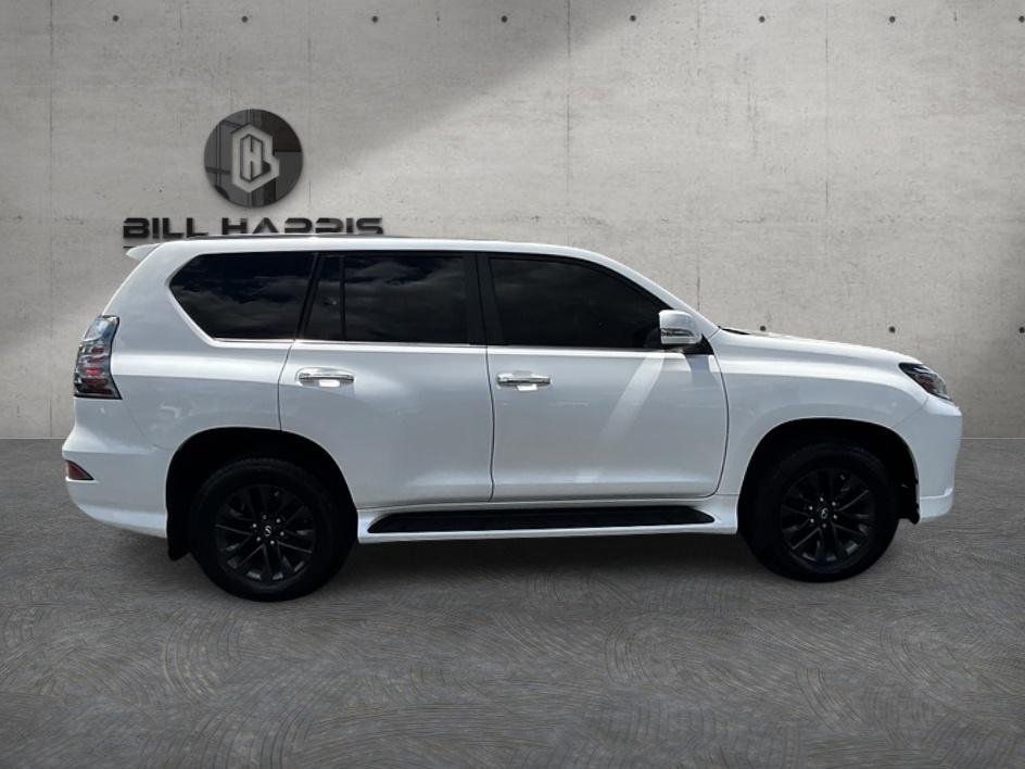 Used 2020 White Lexus 460 image 4