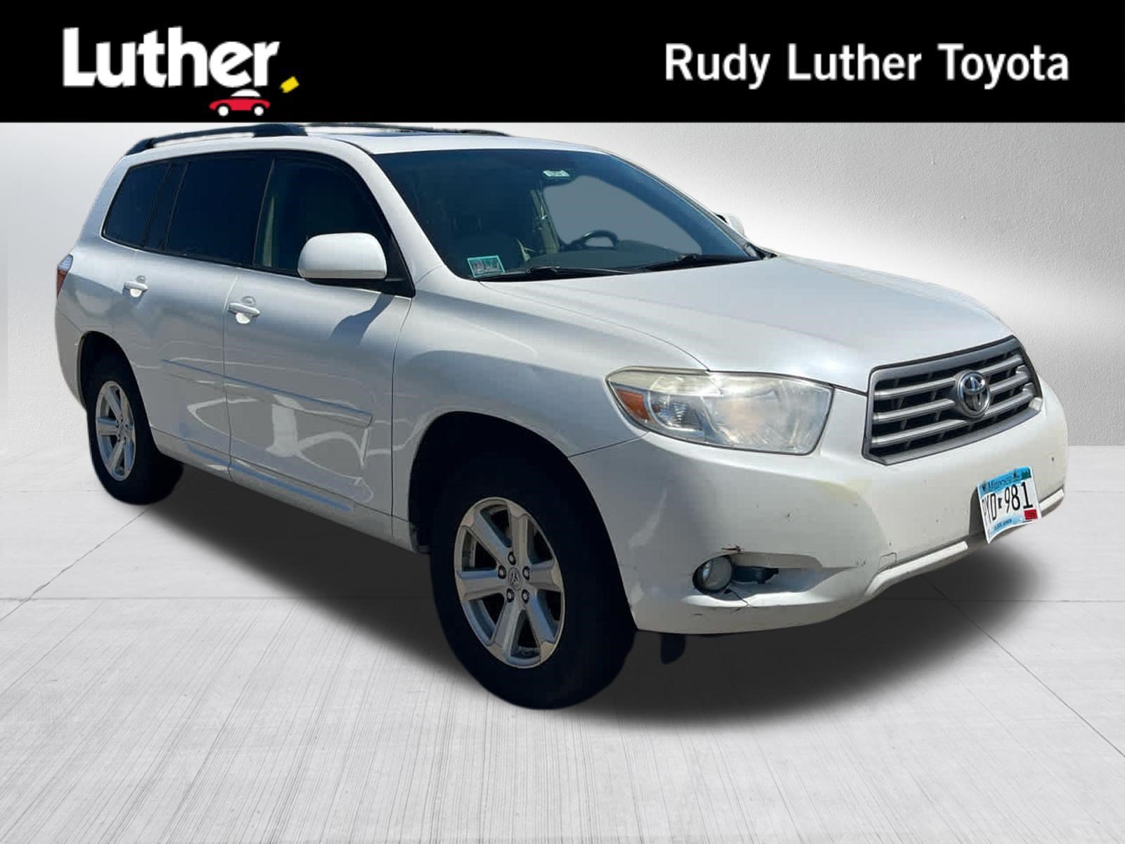 Used 2010 Blizzard Pearl Toyota SE image 1