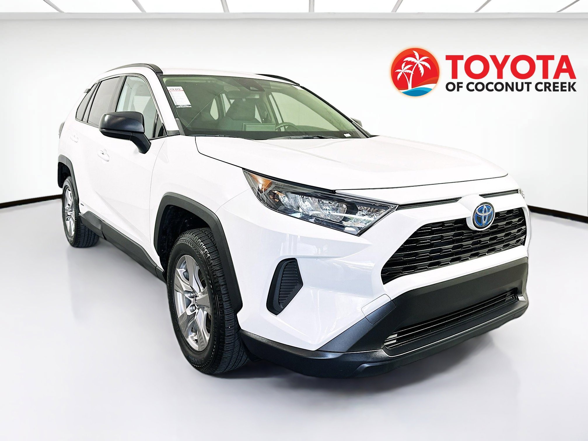 2022 Toyota RAV4 thumbnail 3