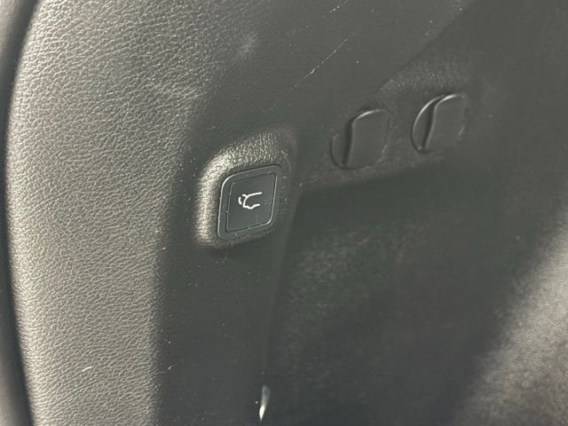 Used 2019 Black Jeep Limited image 8