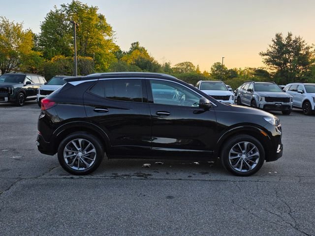 Used 2023 Black Buick Essence image 9