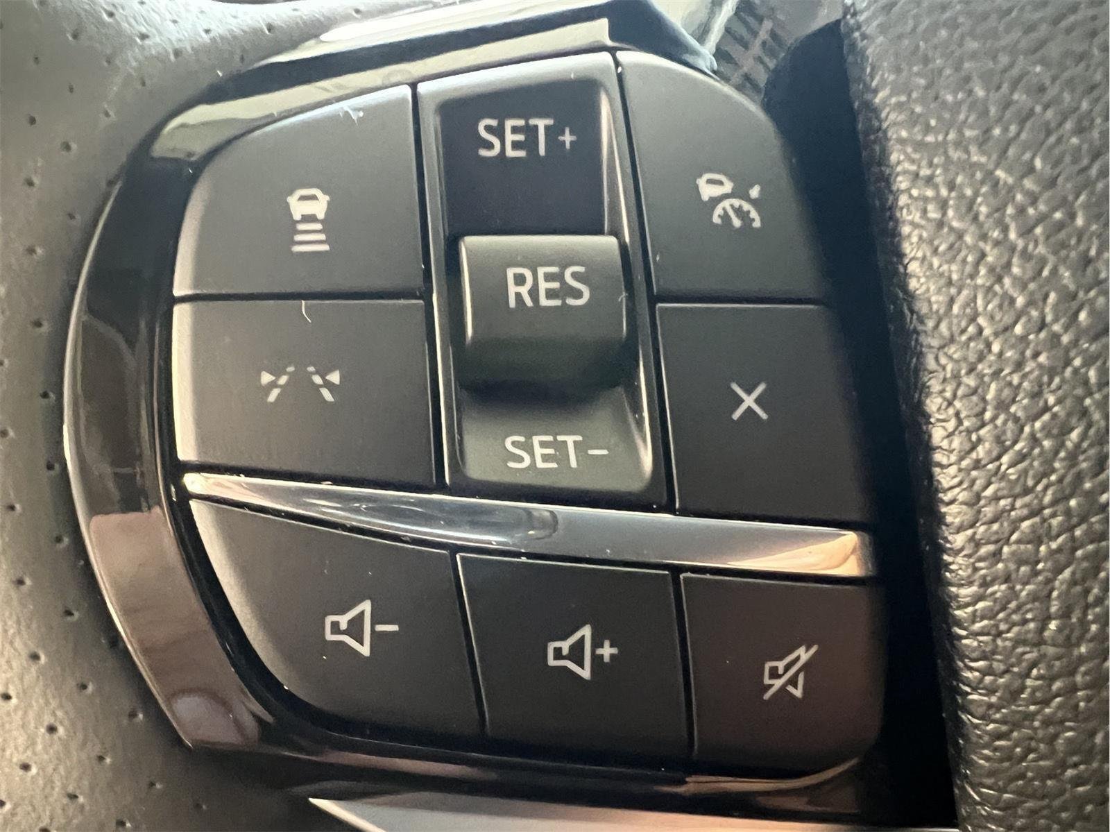 Used 2026 Marsh Gray Ford Tremor® image 21