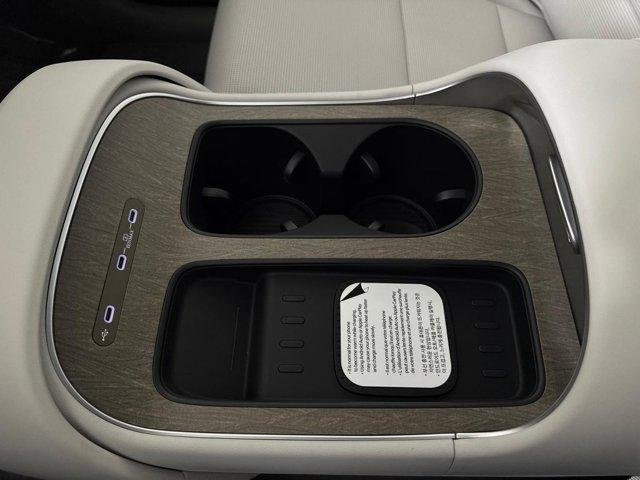 New 2026 Black Hyundai SEL 7P image 24
