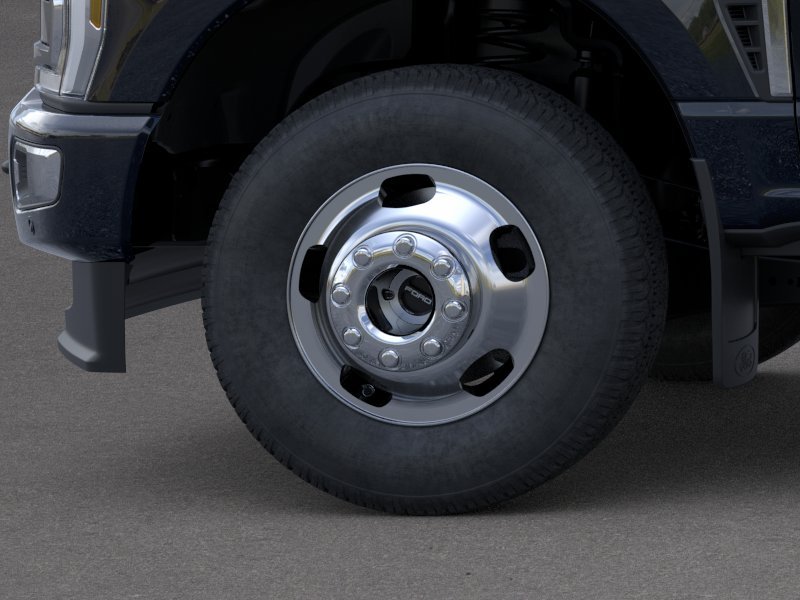 New 2026 Agate Black Metallic Ford  image 19
