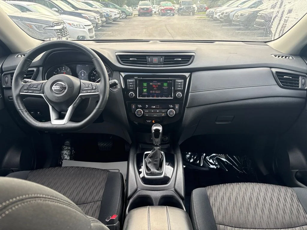 Used 2018 Gray Nissan SV image 10