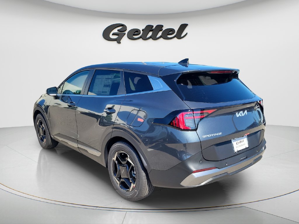 New 2027 Gravity Gray Kia EX image 7
