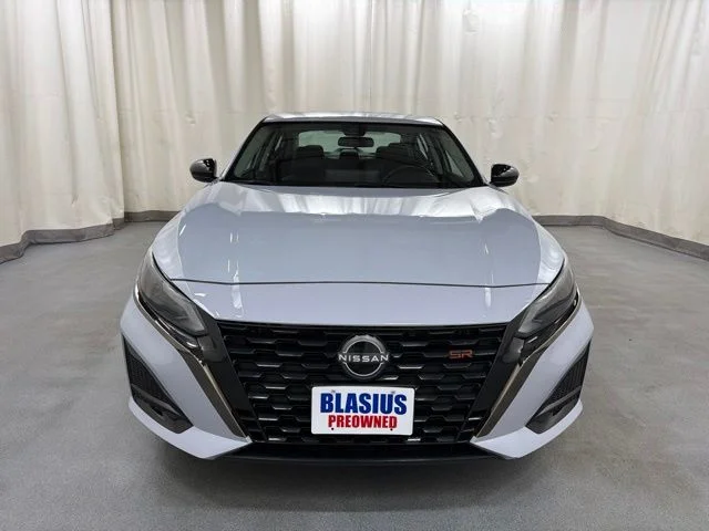 Used 2023 Gray Nissan 2.5 SR image 8