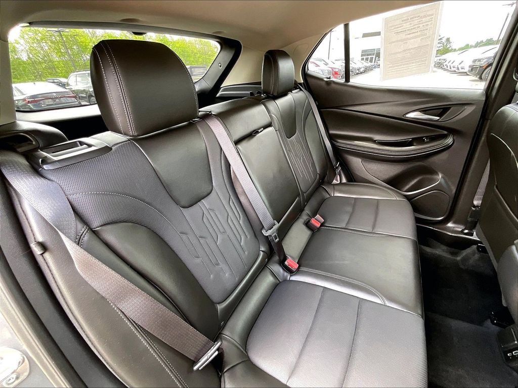 Used 2024 Silver Buick Avenir image 15