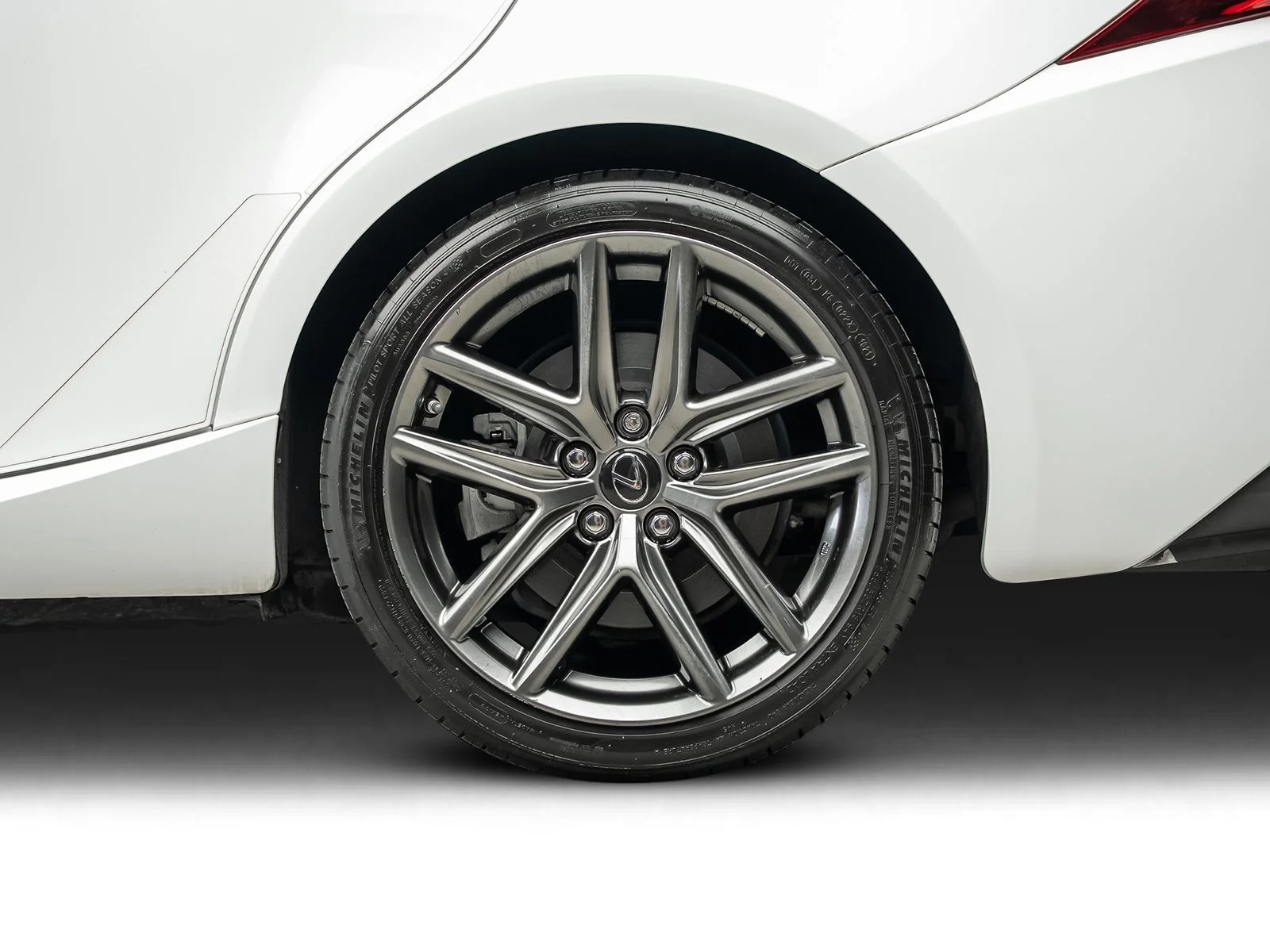 Used 2016 White Lexus 200t image 29