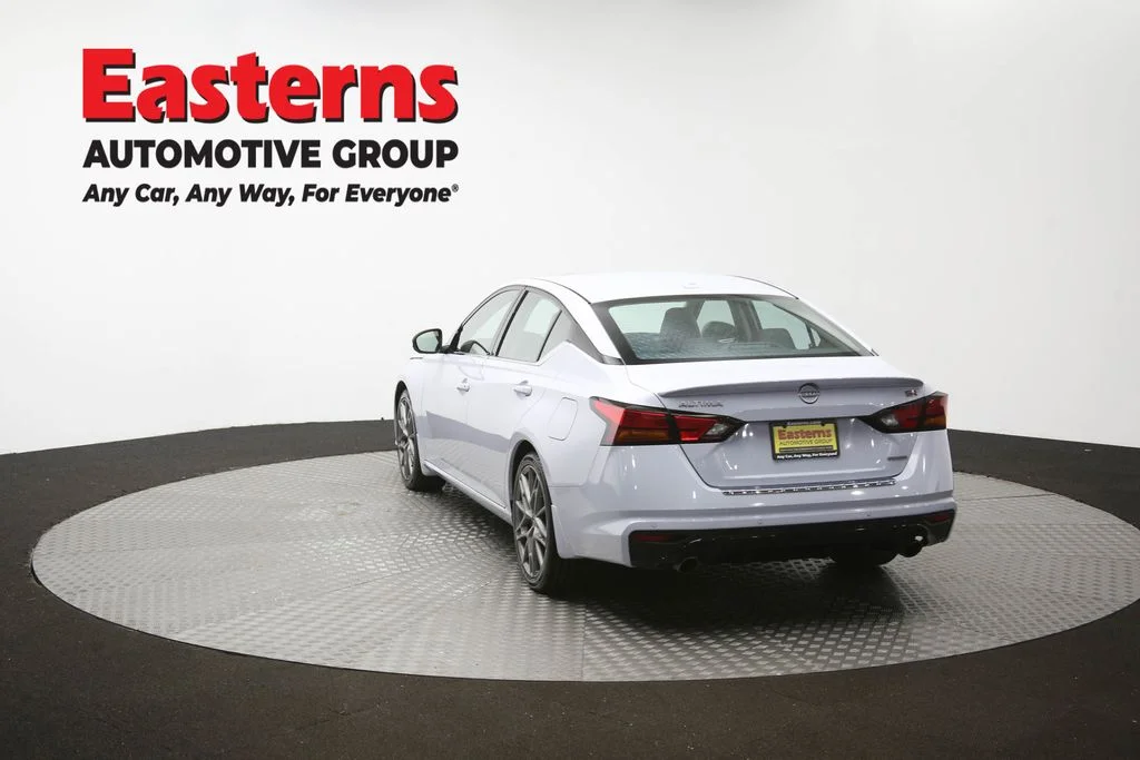 Used 2023 Gray Nissan 2.0 SR image 67
