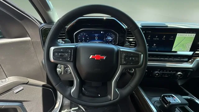 Used 2024 White Chevrolet LT Trail Boss image 13