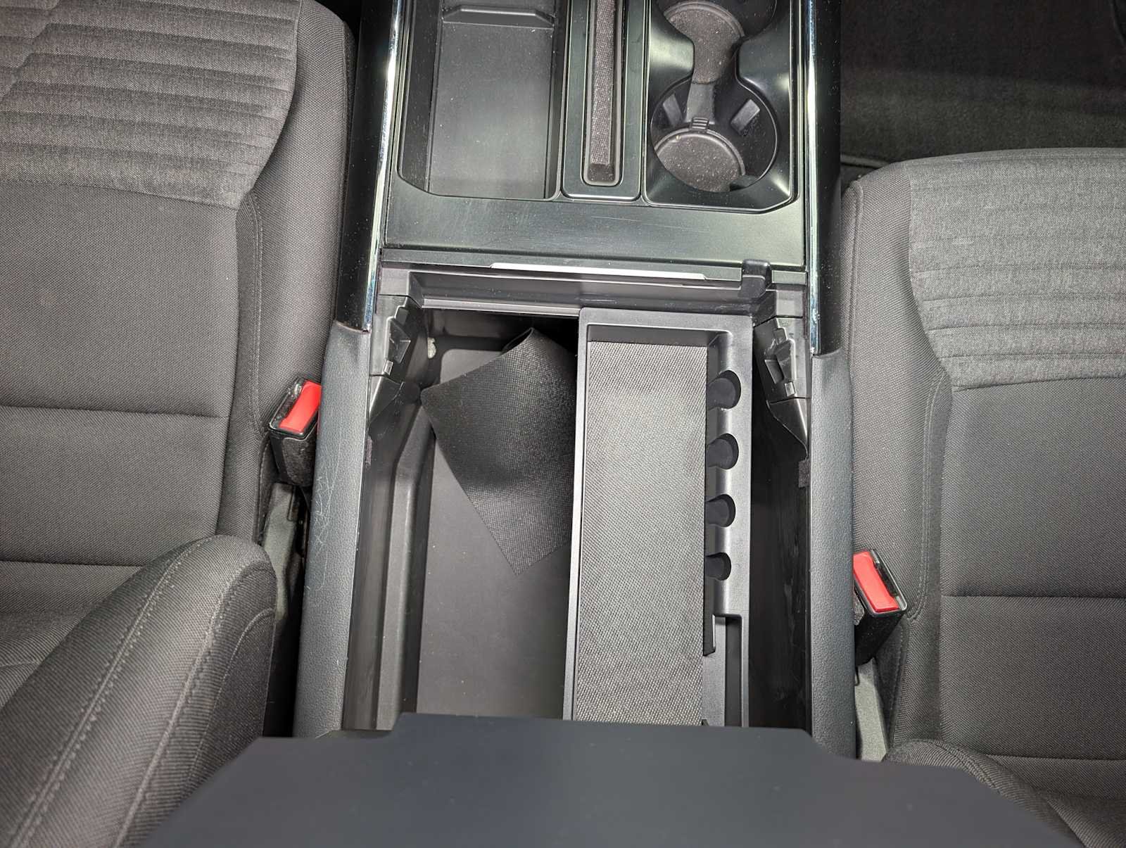 Used 2023 Iconic Silver Ford XL image 14
