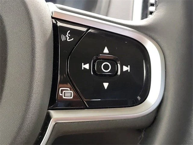 2025 Volvo XC90 Ultra - Photo 18
