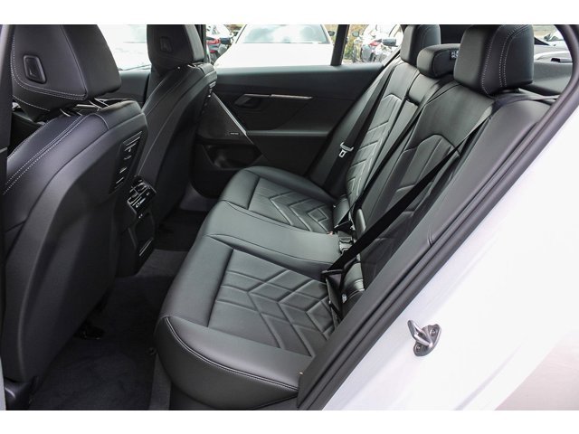 New 2026 Mineral White Metallic BMW eDrive40 image 18