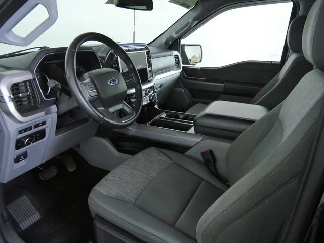 Certified Used 2023 Blue Ford XLT image 18