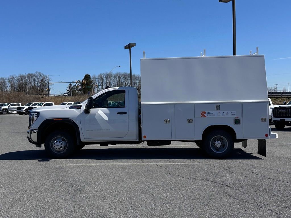 New 2026 Summit White GMC Pro image 6
