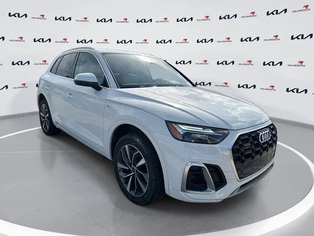 2023 Audi Q5 S line Premium