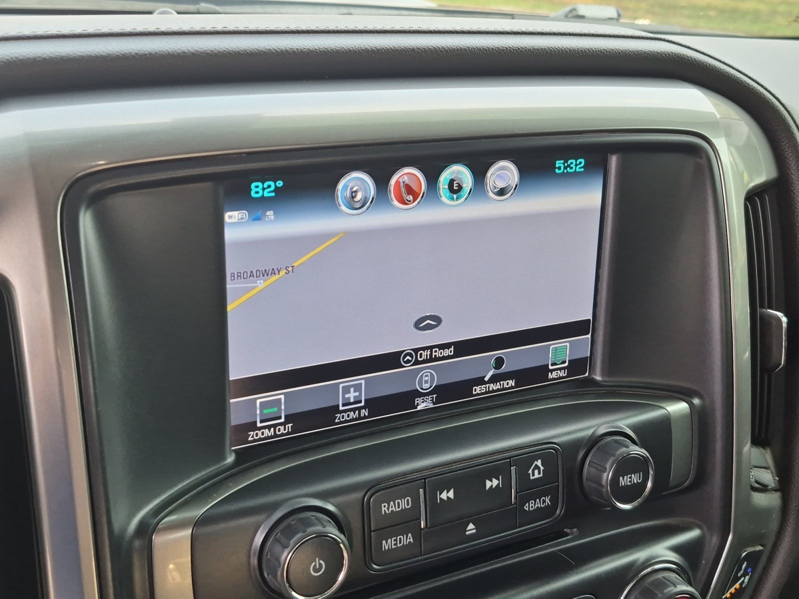 Used 2019 BLACK Chevrolet LTZ image 14