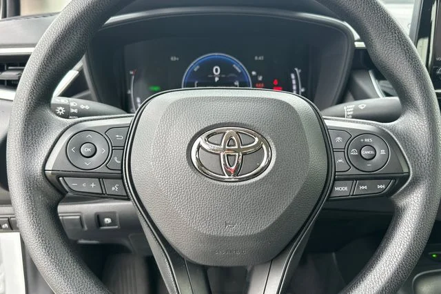 Used 2026 White Toyota LE image 26