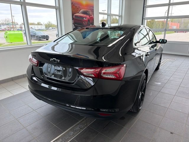 Used 2023  Chevrolet LT image 5
