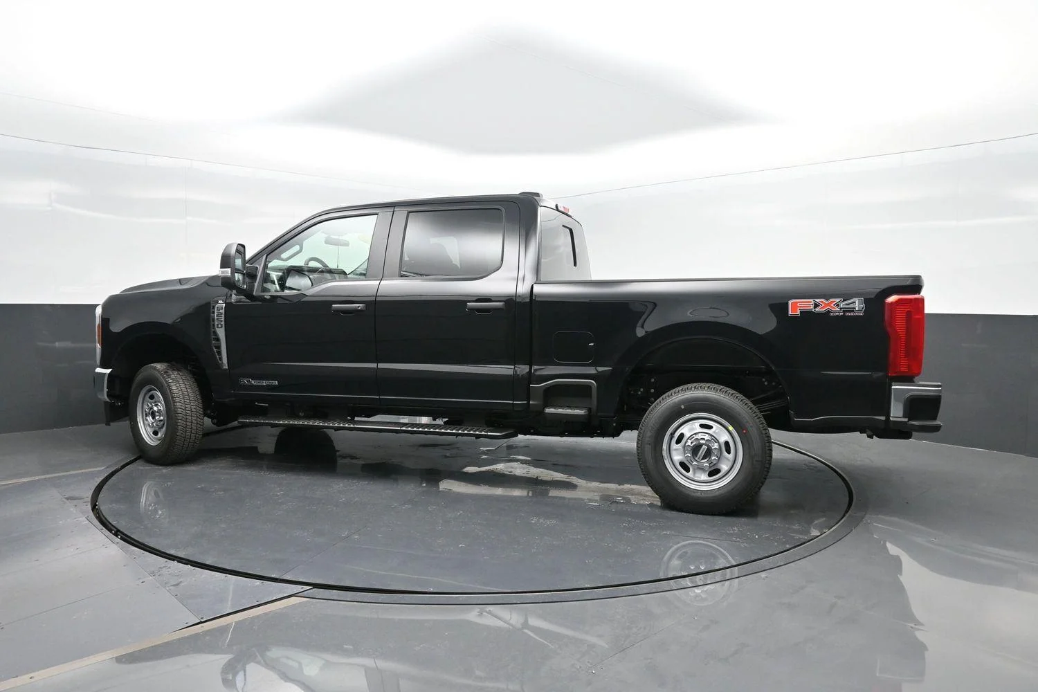 2025 Ford F-250 Super Duty XL - Photo 33