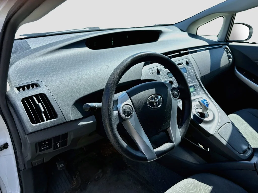 Used 2011 Blizzard Pearl Toyota Two image 12