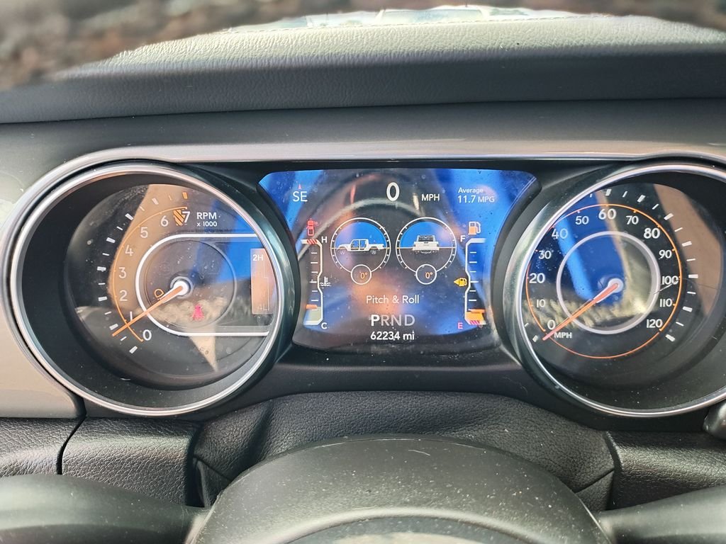 Used 2021 Black Jeep Overland image 18
