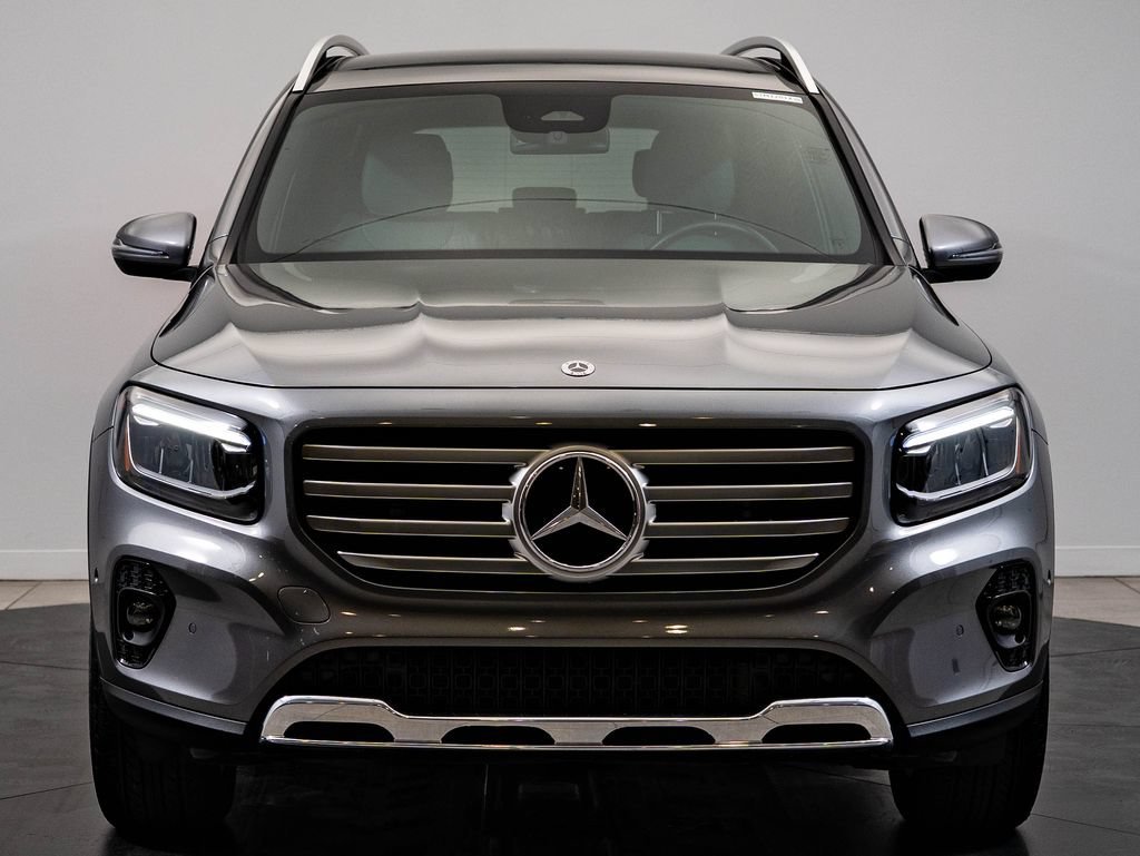 Used 2026 Mountain Grey Metallic Mercedes-Benz GLB 250 image 2