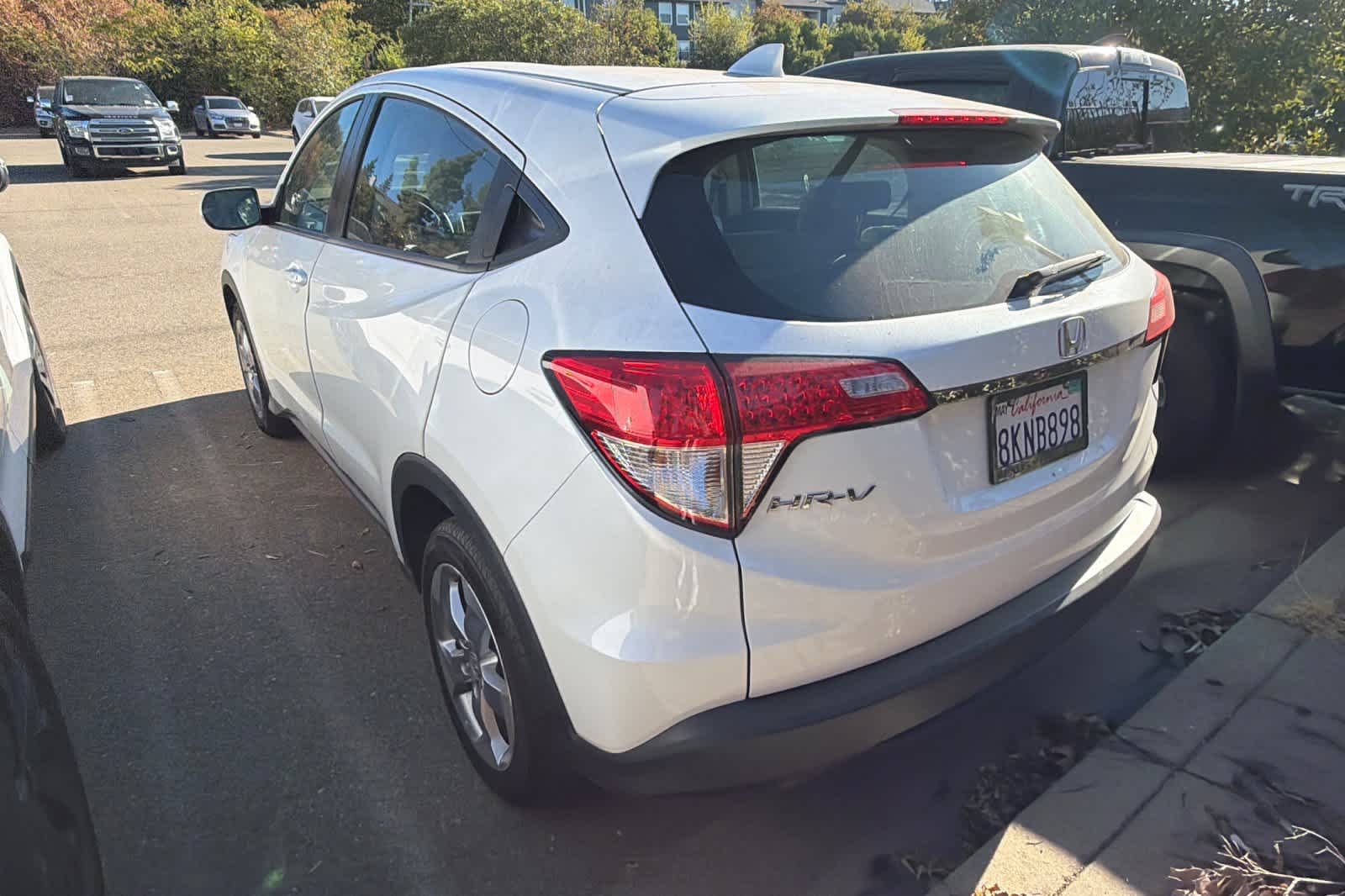 Used 2019 Platinum White Pearl Honda LX image 4